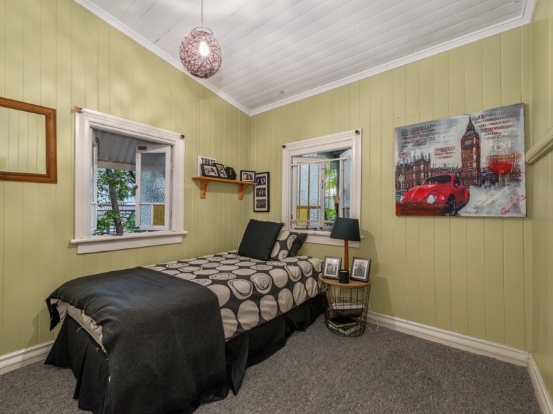 14 Stevenson Street, Grange QLD 4051