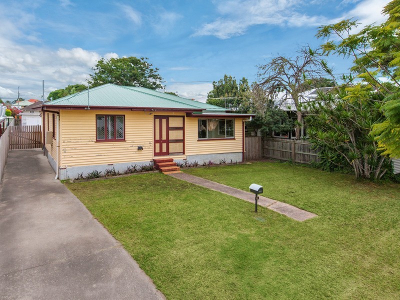 12 Agincourt Street, Grange QLD 4051