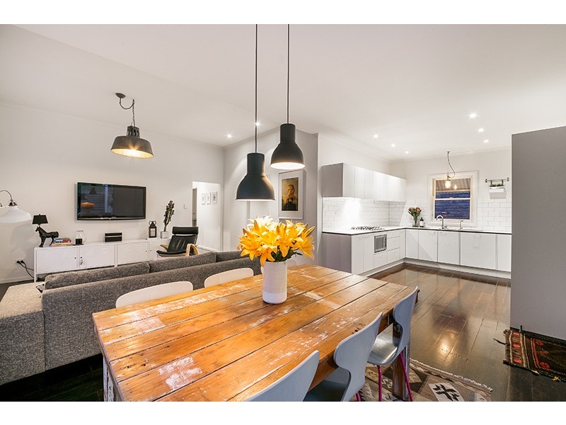 16 Sixth Avenue, Windsor QLD 4030