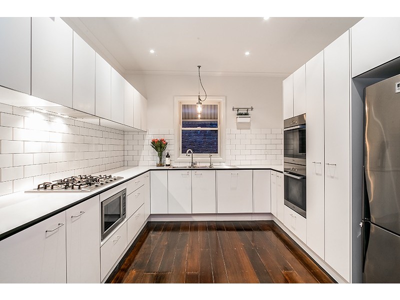 16 Sixth Avenue, Windsor QLD 4030