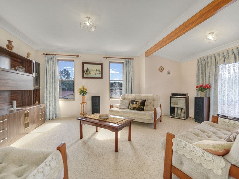 21 Lanchester Street, Stafford Heights QLD 4053