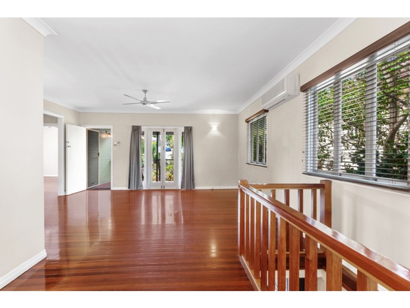 16 Glebe Street, Gordon Park QLD 4031