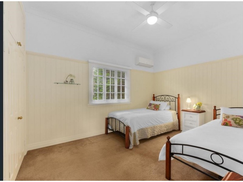 28 Raymont Road, Grange QLD 4051