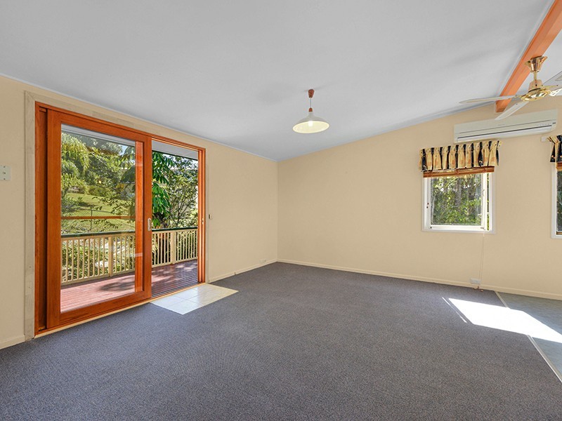 23 Heilbromm Street, Stafford Heights QLD 4053