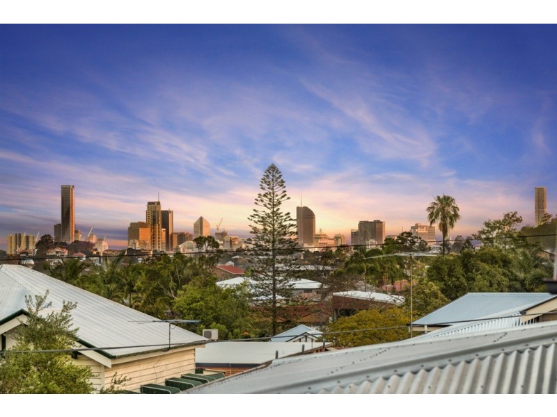 8 Adele Street, Kedron QLD 4031