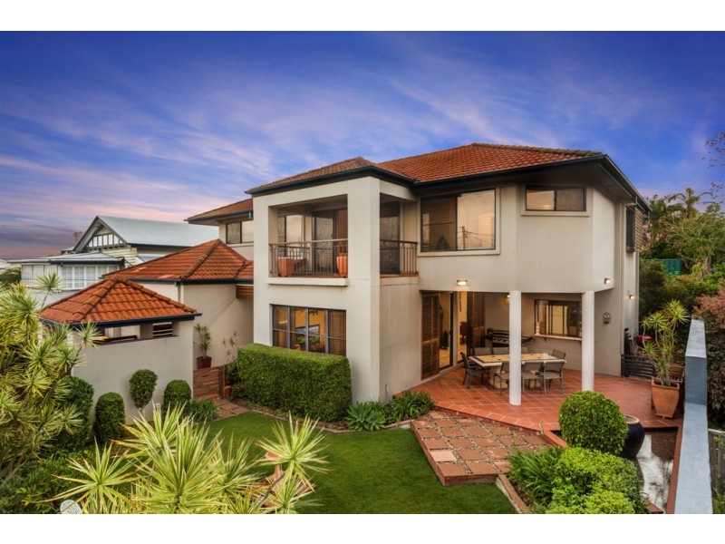 8 Adele Street, Kedron QLD 4031