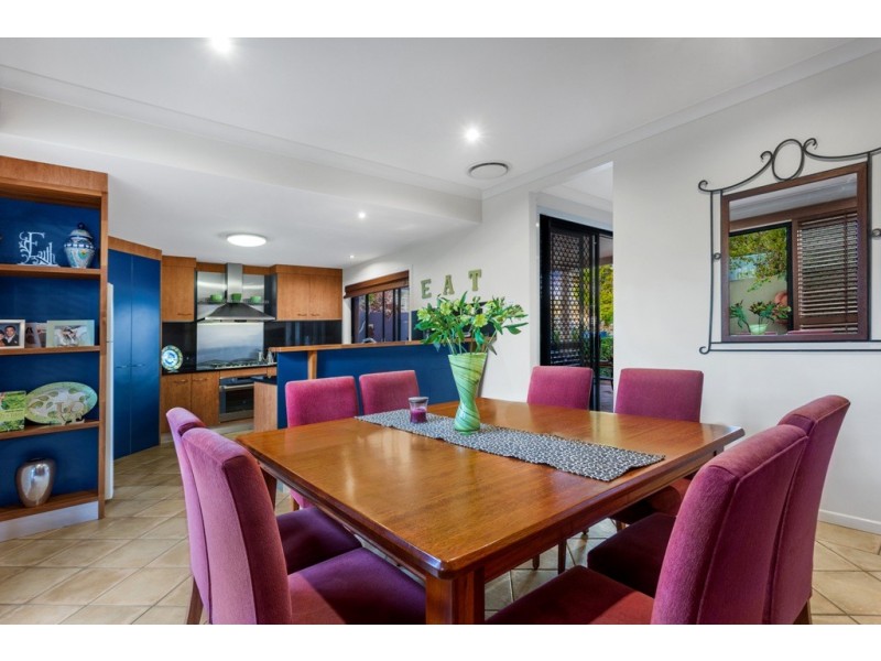 8 Adele Street, Kedron QLD 4031