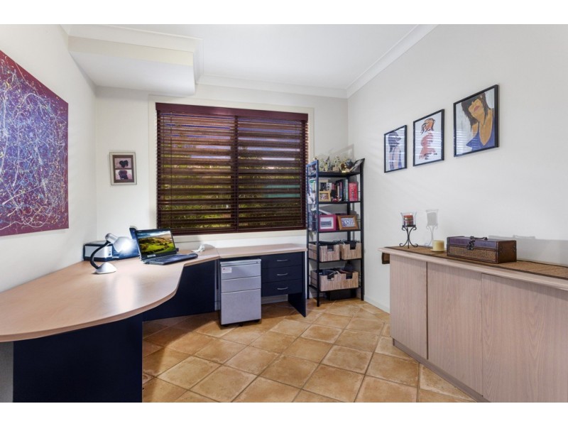 8 Adele Street, Kedron QLD 4031