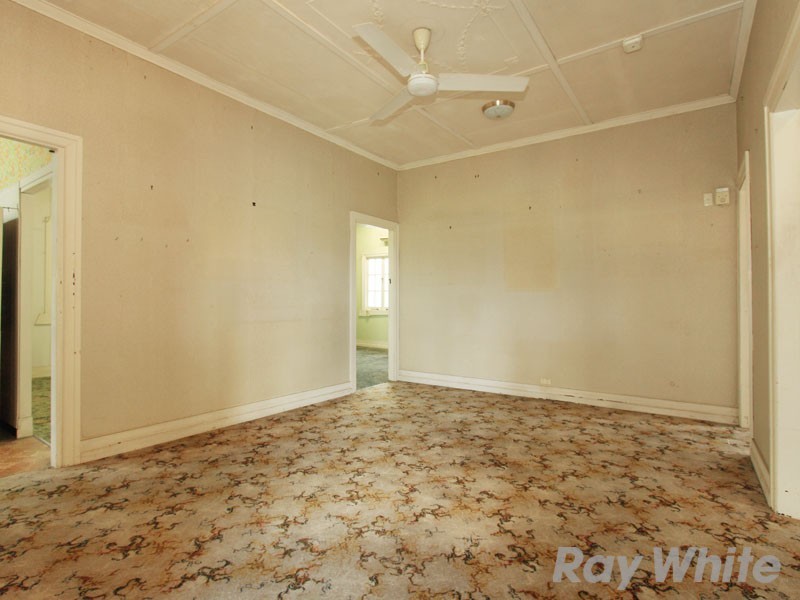 10 Adele Street, Kedron QLD 4031