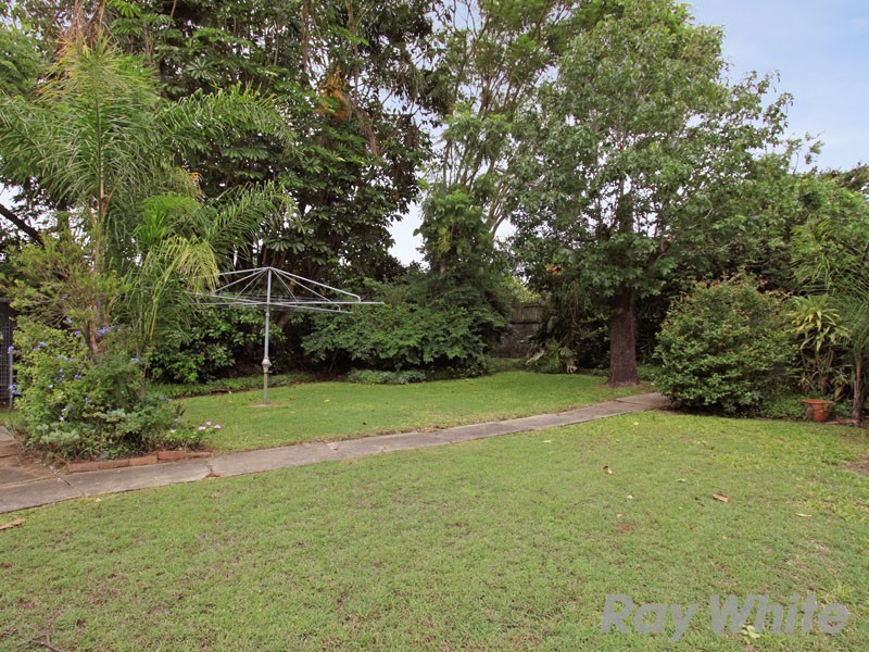 10 Adele Street, Kedron QLD 4031