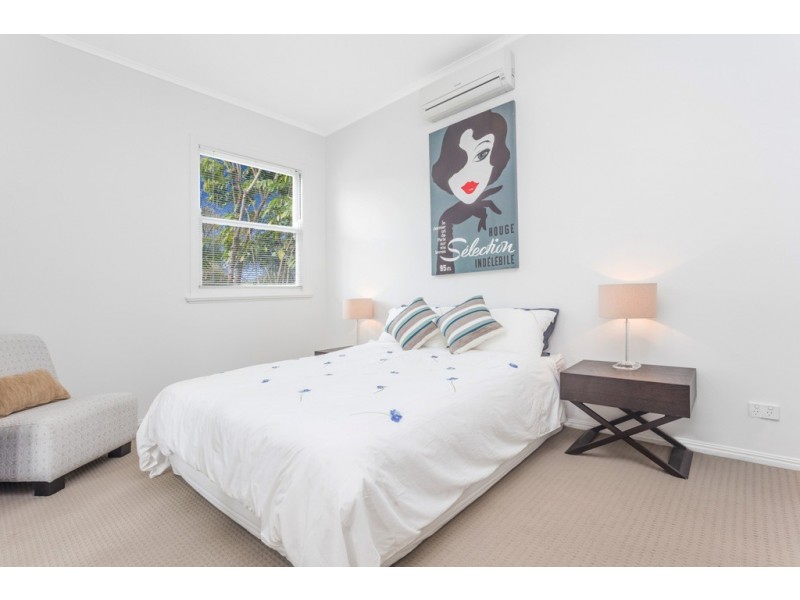 102 Swan Street, Gordon Park QLD 4031