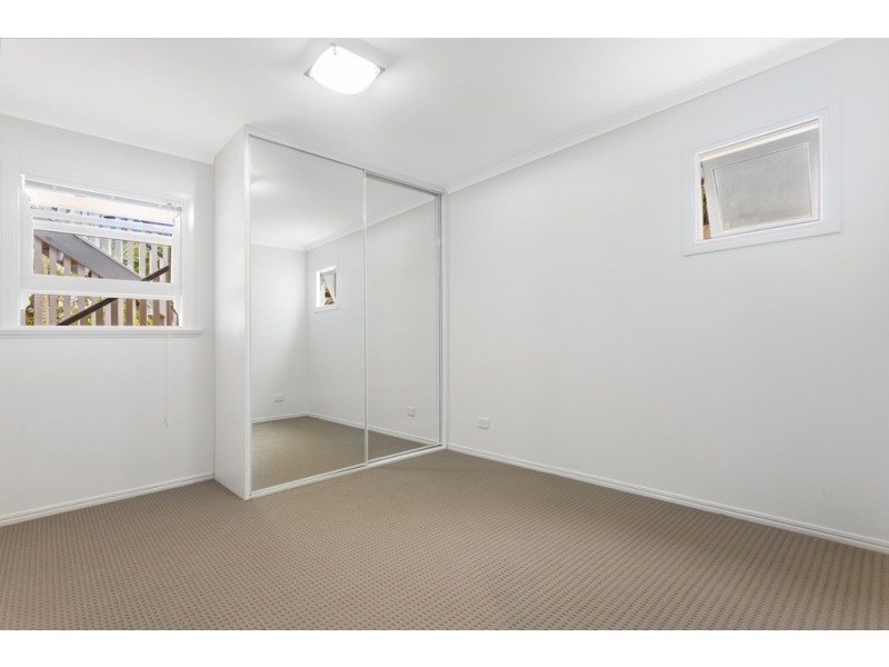 102 Swan Street, Gordon Park QLD 4031