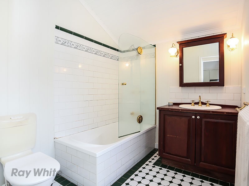 8 Jack Street, Gordon Park QLD 4031