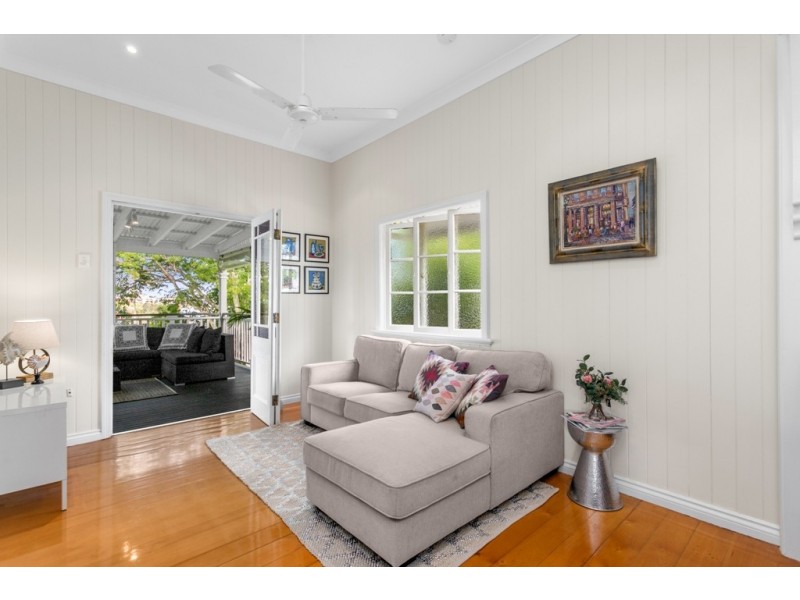 98 Khartoum Street, Gordon Park QLD 4031