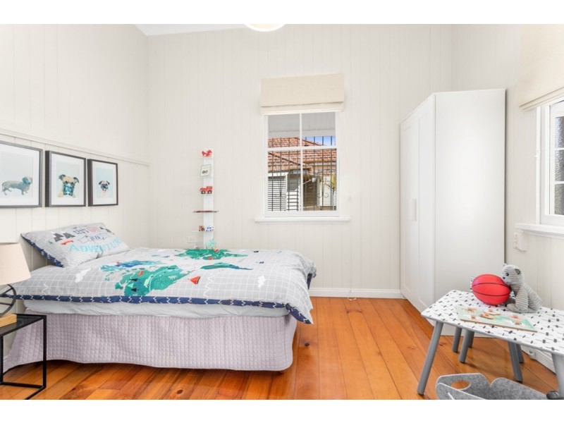 98 Khartoum Street, Gordon Park QLD 4031