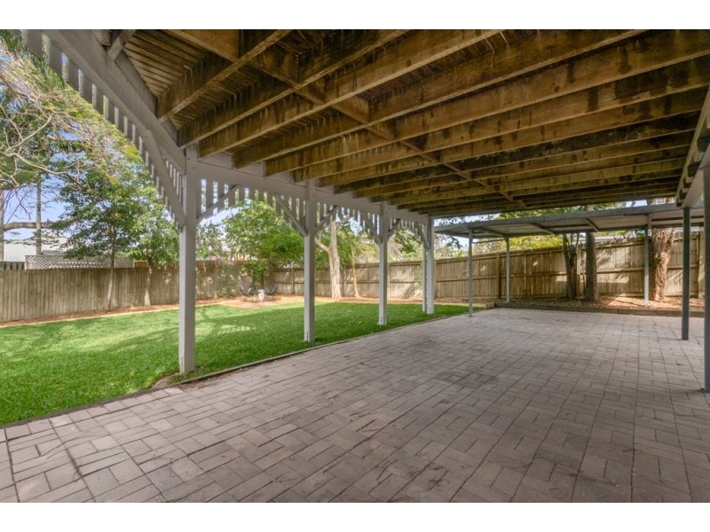 98 Khartoum Street, Gordon Park QLD 4031