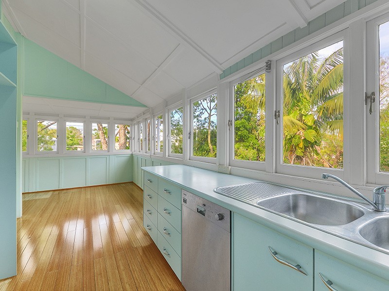 1 Shamrock Street, Gordon Park QLD 4031