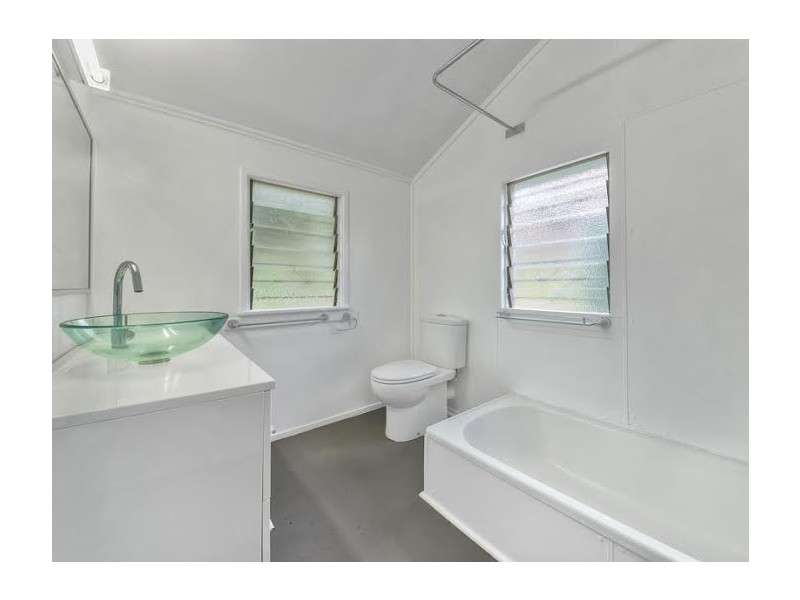 1 Shamrock Street, Gordon Park QLD 4031