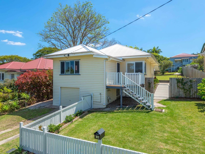 19 Stirling Street, Gordon Park QLD 4031