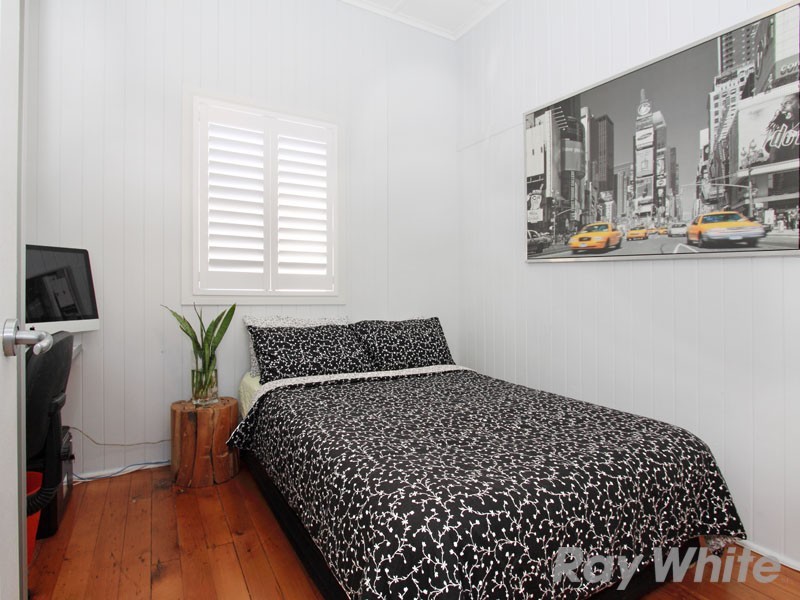 34 Armentieres Street, Kedron QLD 4031