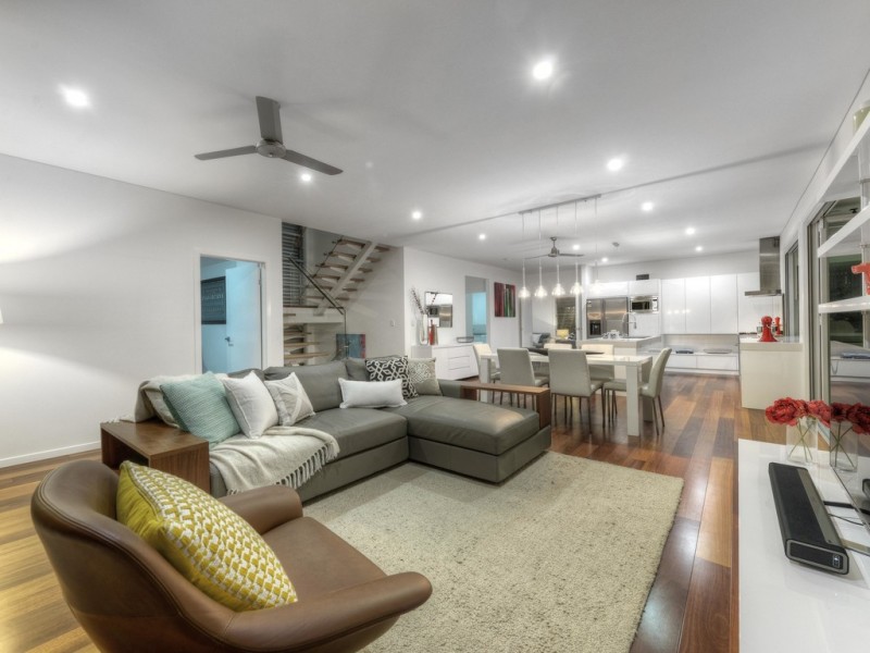 2 Angliss Street, Wilston QLD 4051