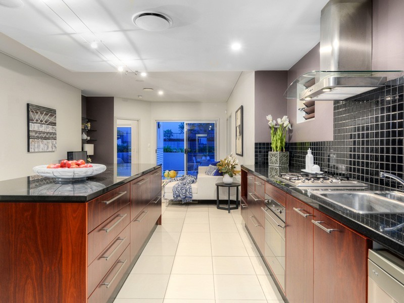 50 Angliss Street, Wilston QLD 4051