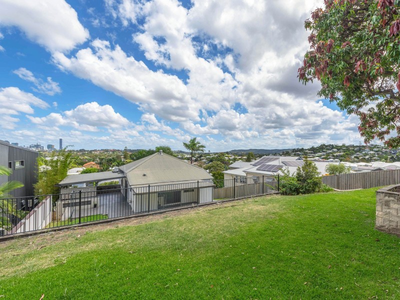 62 Angliss Street, Wilston QLD 4051