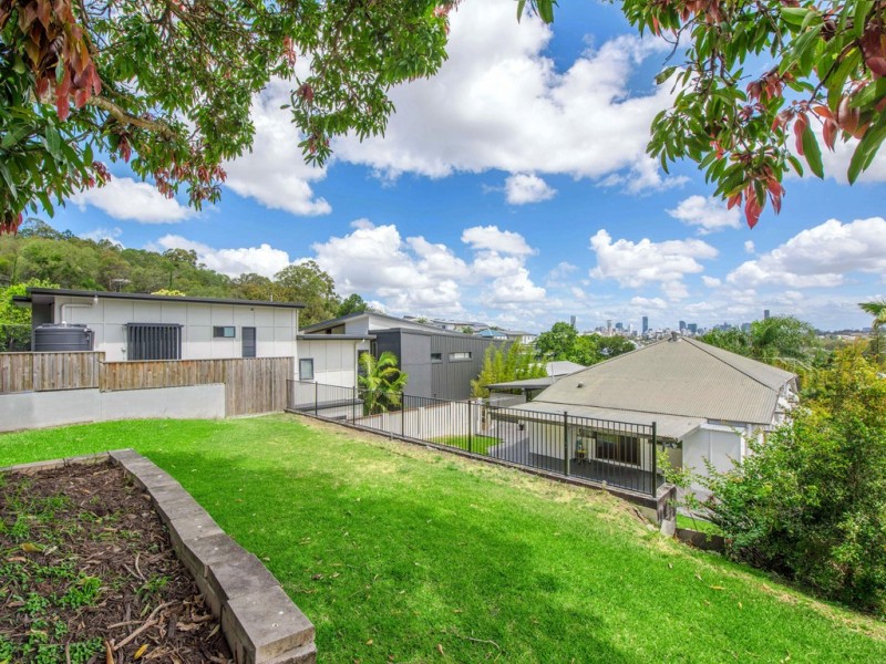 62 Angliss Street, Wilston QLD 4051