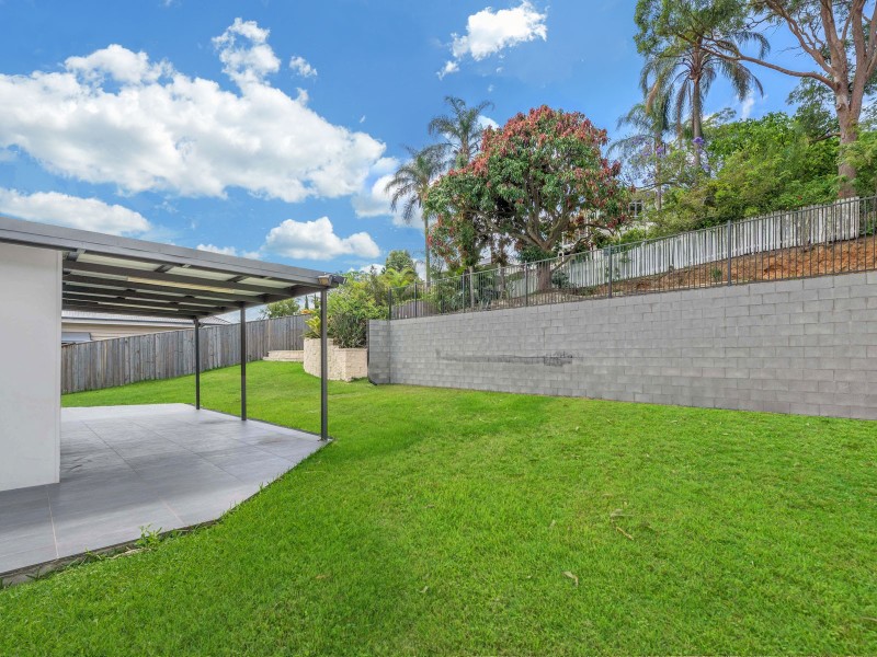 62 Angliss Street, Wilston QLD 4051