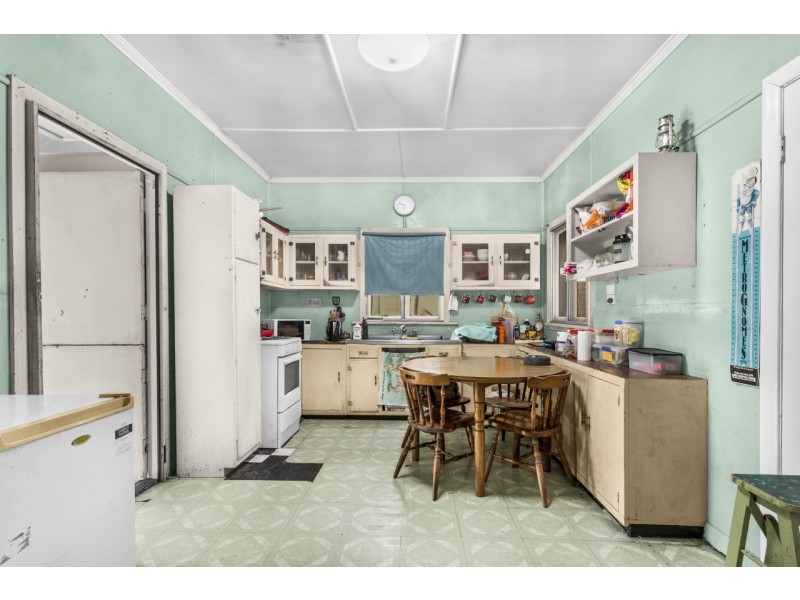 17 Byth Street, Stafford QLD 4053