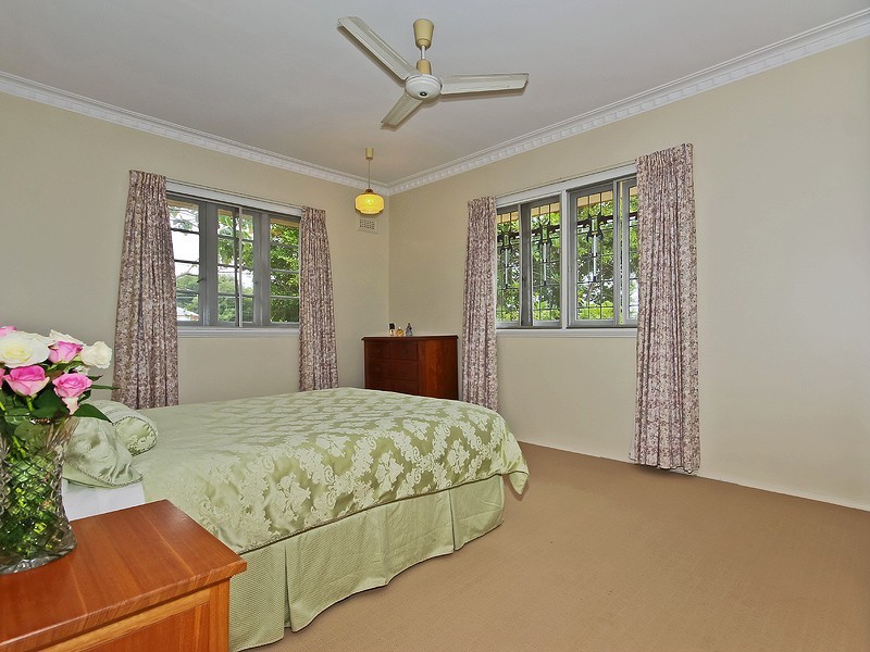 232 Edinburgh Castle Road, Wavell Heights QLD 4012