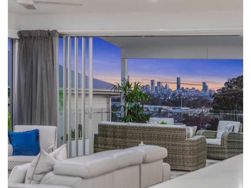 45 Minimine Street, Stafford QLD 4053