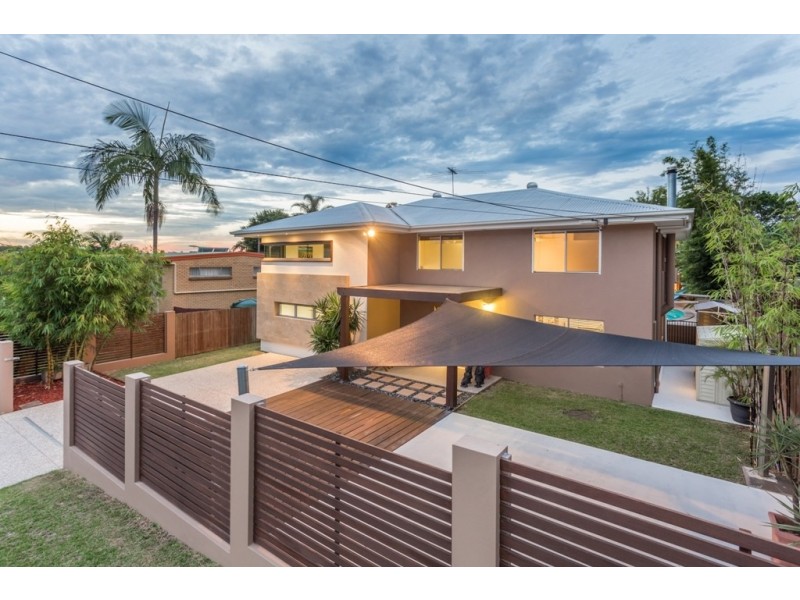 17 Wyman Street, Stafford Heights QLD 4053