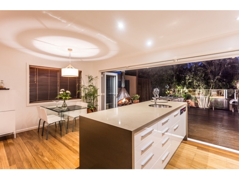 17 Wyman Street, Stafford Heights QLD 4053