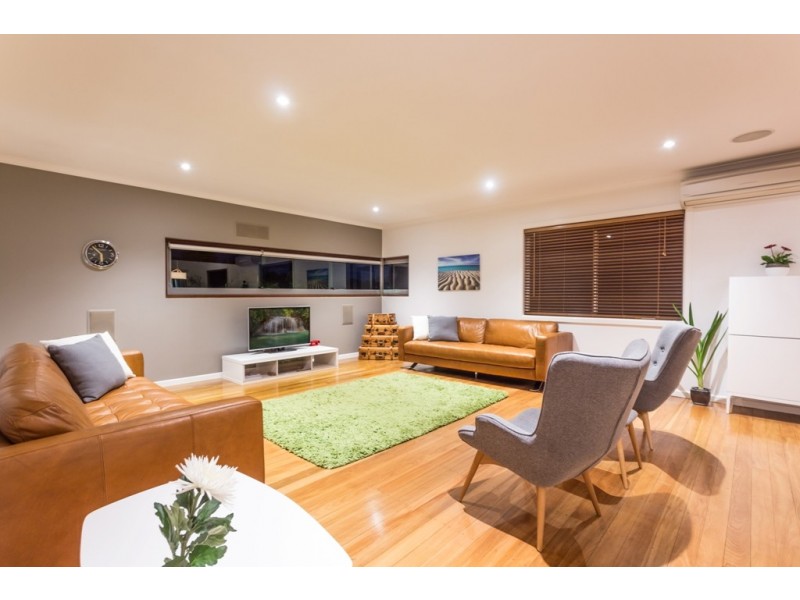 17 Wyman Street, Stafford Heights QLD 4053