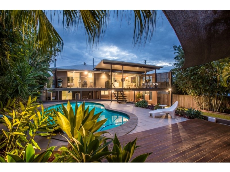 17 Wyman Street, Stafford Heights QLD 4053