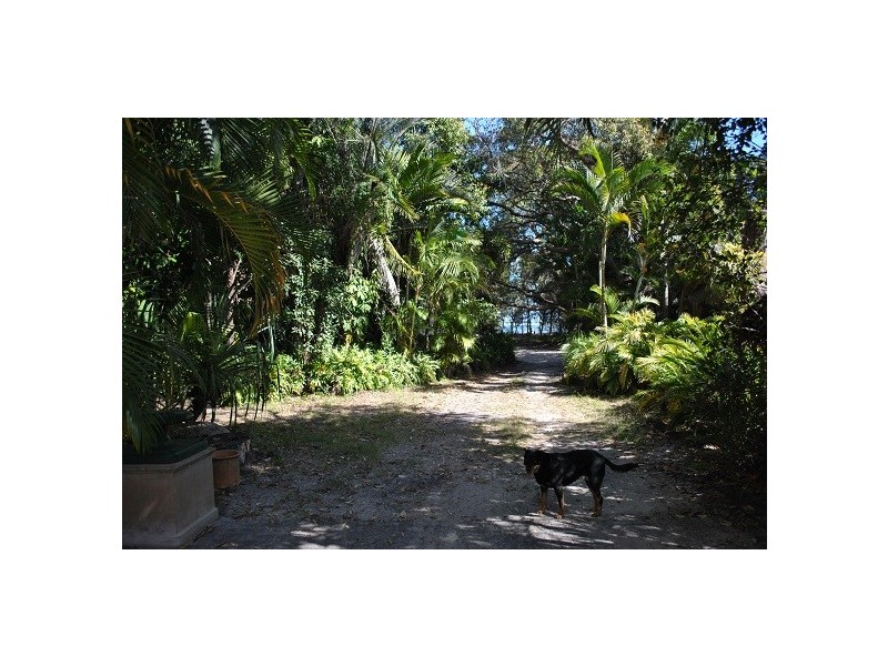 23 Kooringal Esplanade, Kooringal QLD 4025