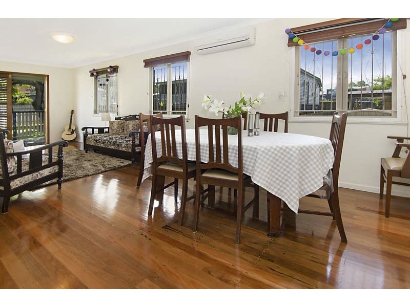 8 Julia Street, Wavell Heights QLD 4012