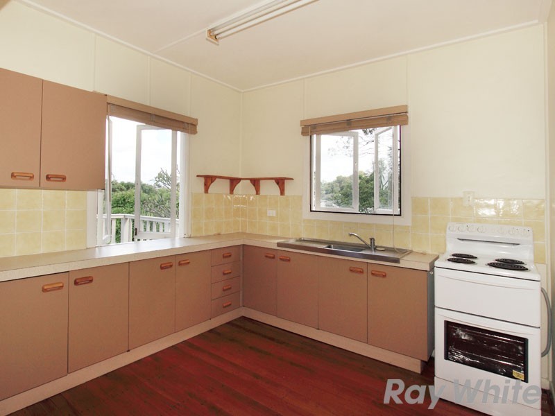 271 Kitchener Road, Stafford Heights QLD 4053