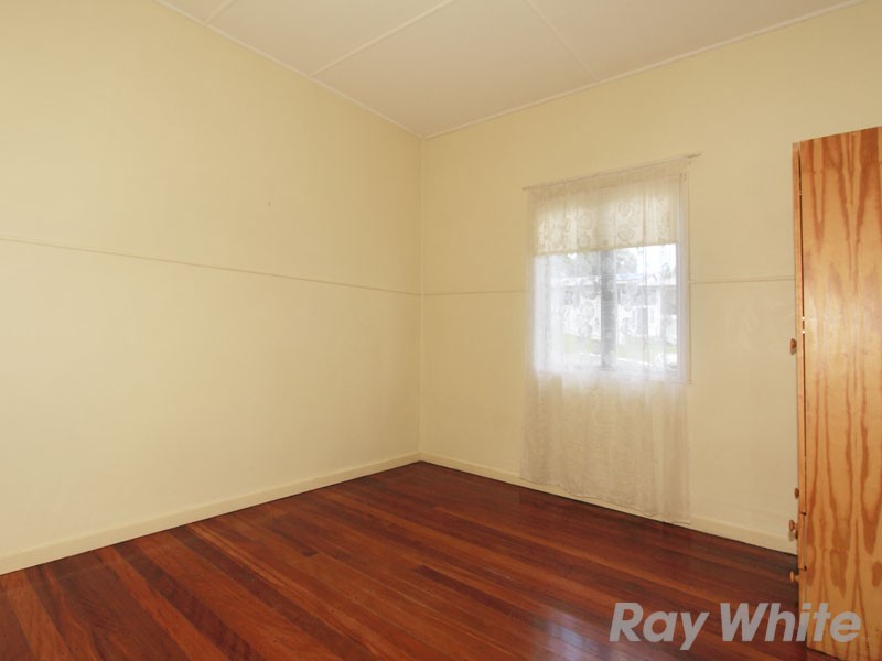 271 Kitchener Road, Stafford Heights QLD 4053