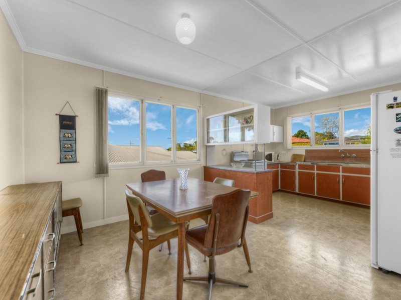 238 Appleby Road, Stafford Heights QLD 4053