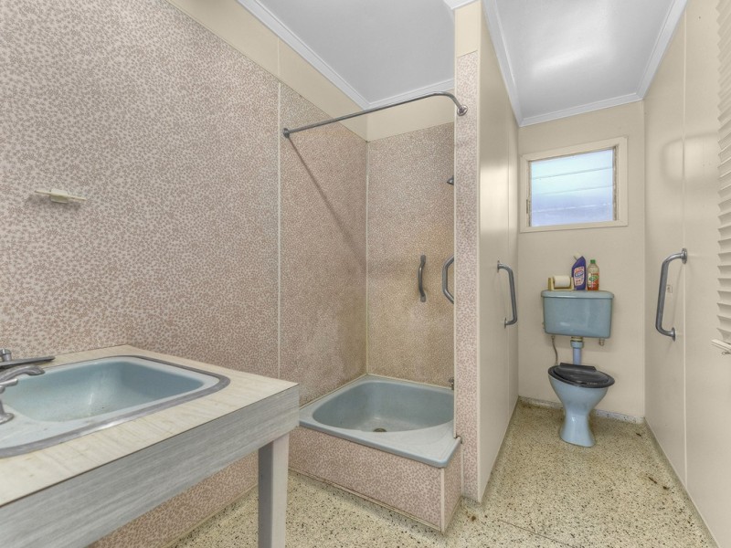 238 Appleby Road, Stafford Heights QLD 4053