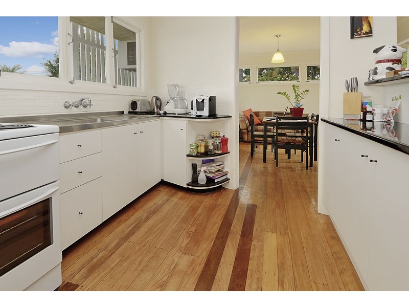 7 Winton Street, Stafford Heights QLD 4053