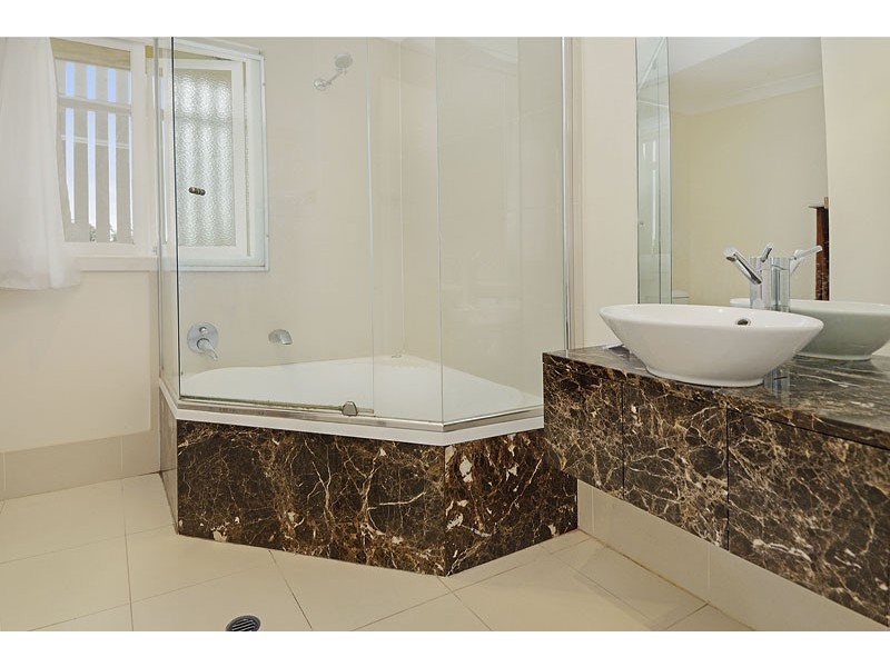 7 Winton Street, Stafford Heights QLD 4053