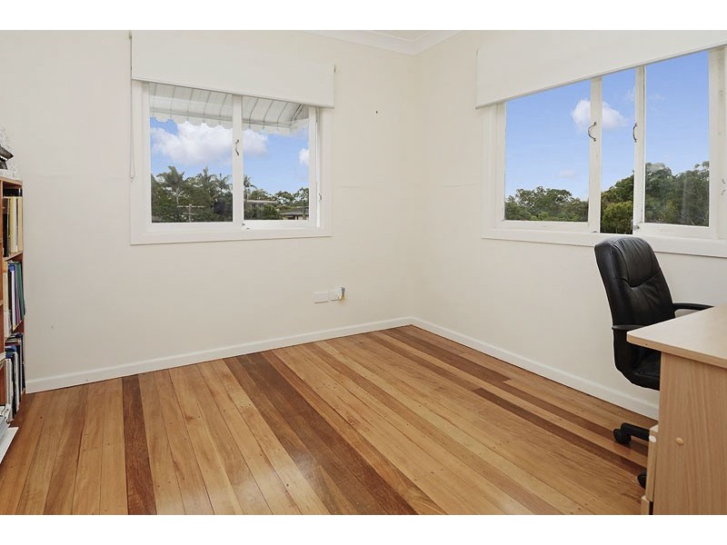 7 Winton Street, Stafford Heights QLD 4053