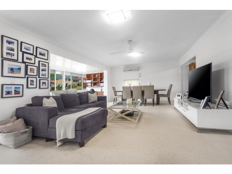 5 Caratel Street, Stafford Heights QLD 4053