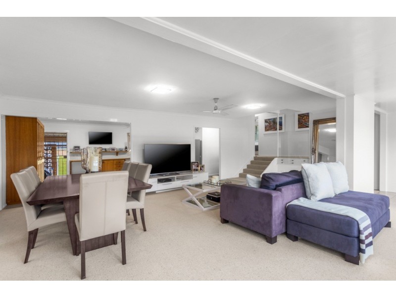 5 Caratel Street, Stafford Heights QLD 4053