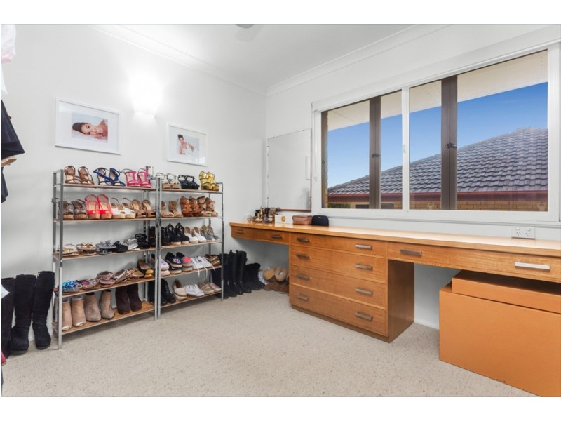 5 Caratel Street, Stafford Heights QLD 4053