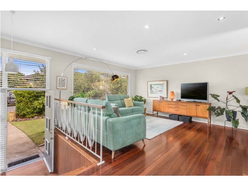 7 Caratel Street, Stafford Heights QLD 4053