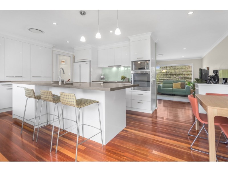 7 Caratel Street, Stafford Heights QLD 4053